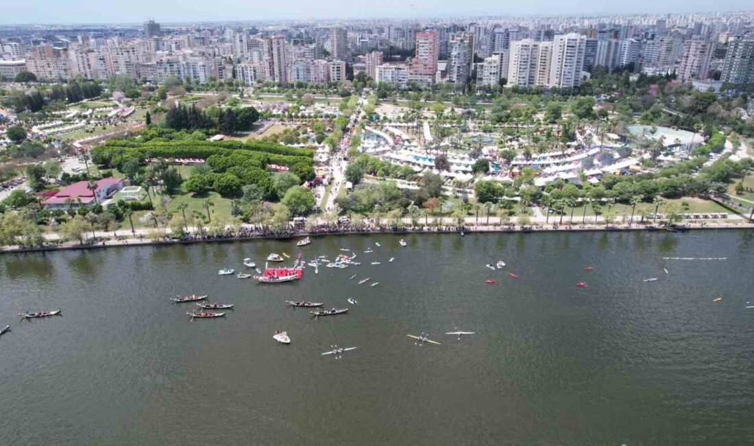 Adana’nın Renkli Karnavalında Su Korteji ve Gösteriler Heyecan Verdi