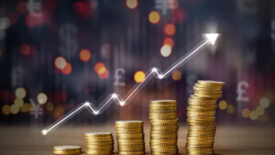 Adana'daki banka şubeleri 200 bin